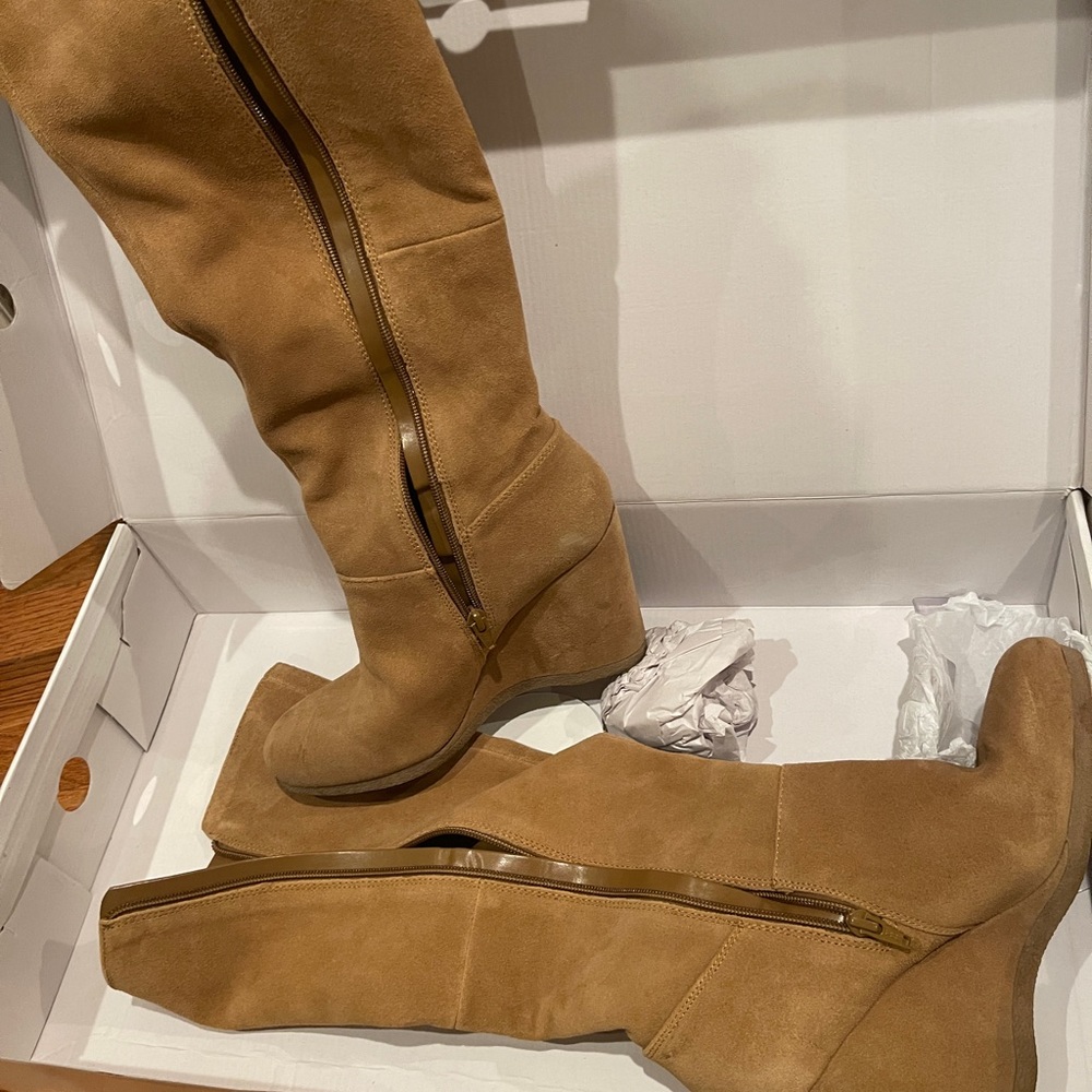 Nine West Viennese Camel suede